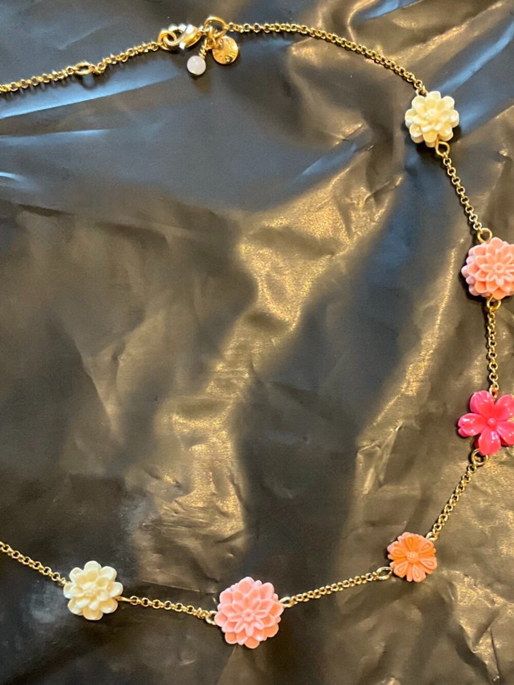 J.CREW CREWCUTS FLOWERS NECKLACE.